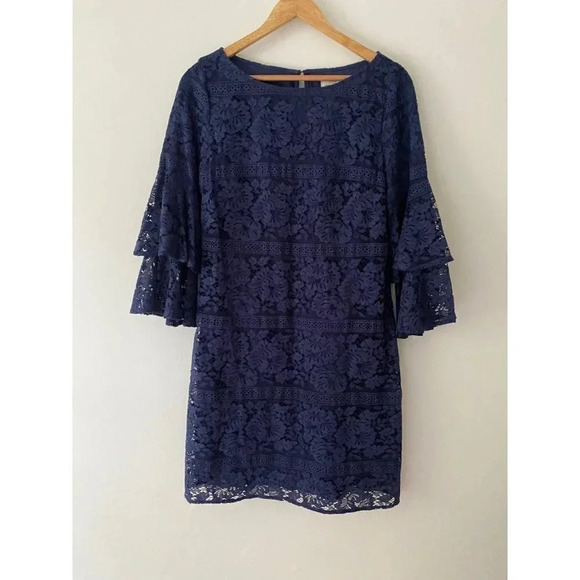 Eliza J Dress Women’s 6 Bell Sleeve Navy Blue Lace - Picture 2 of 8